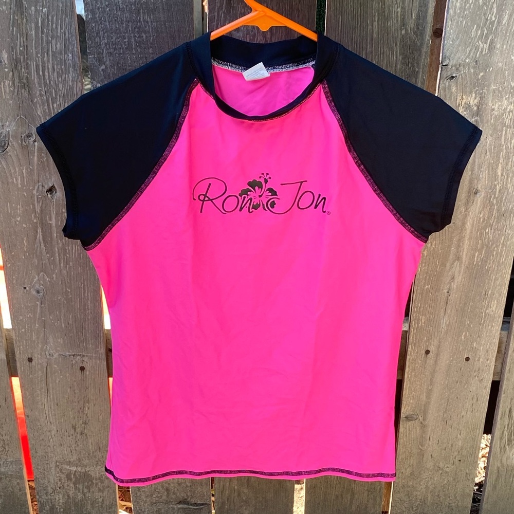 Ron Jon Short Sleeve Water Shirt X-Large Pink/Black